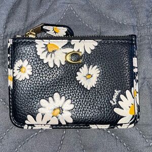 *LIKE NEW* COACH MINI SKINNY ID CASE W/FLORAL PRINT
